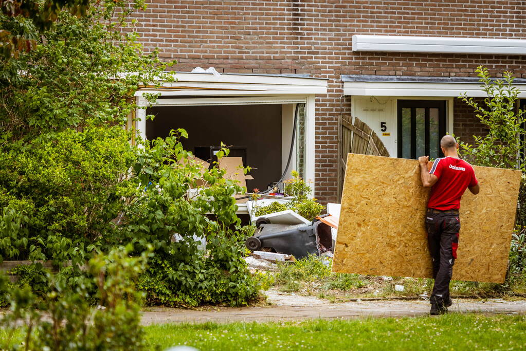 Woningen ontruimd door ontploffing