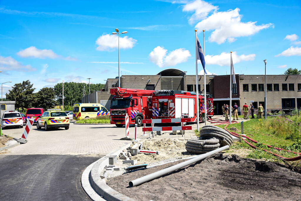 Jeugdgevangenis De Hartelborgt ontruimd vanwege brand