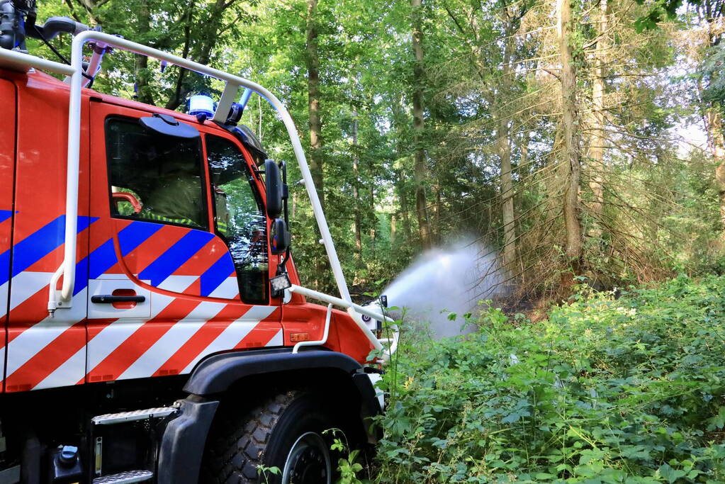 Beginnende natuurbrand snel geblust