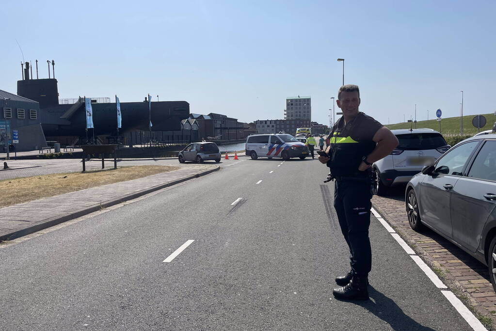 Overstekende fietser aangereden door auto