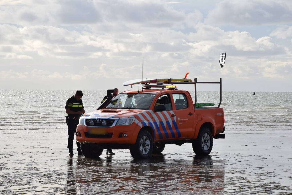 Kiter uit Noordzee gered na botsing