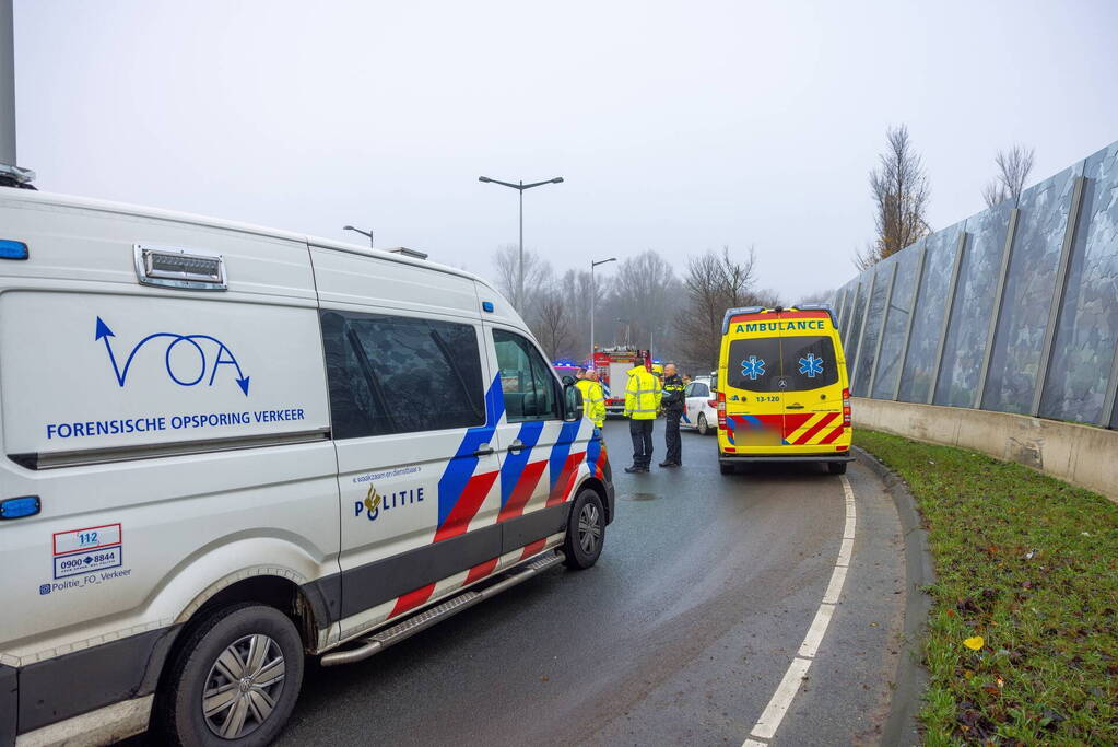 Auto over de kop geslagen