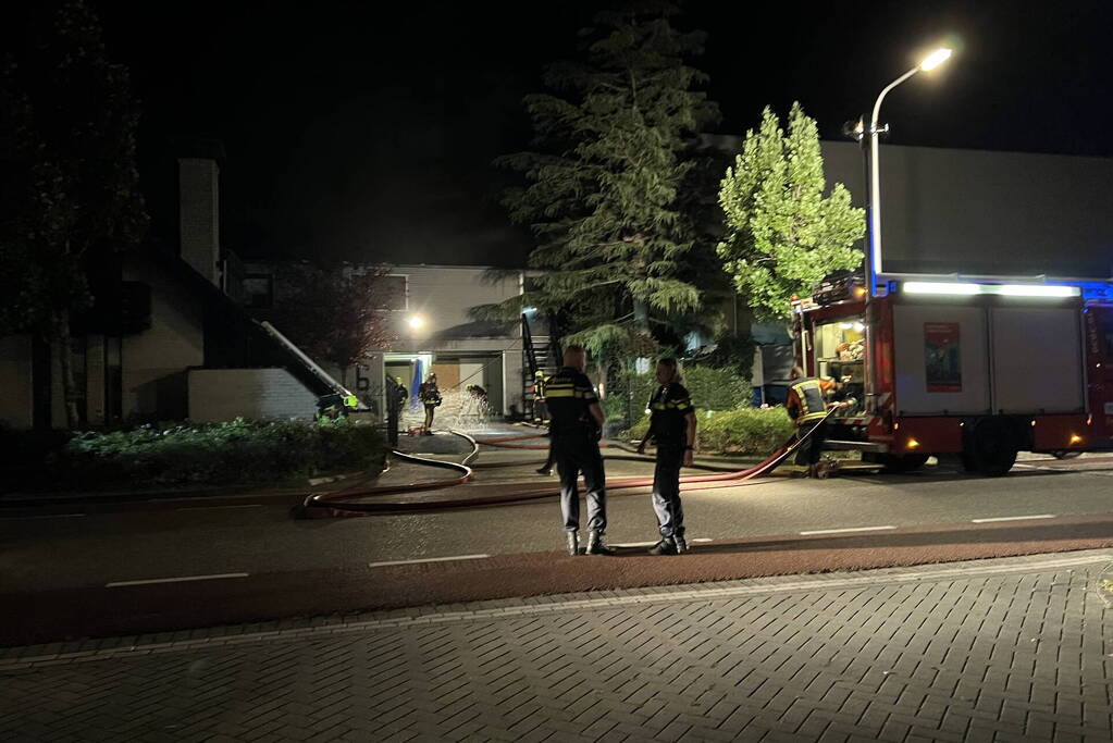 Flinke rookontwikkeling bij grote brand