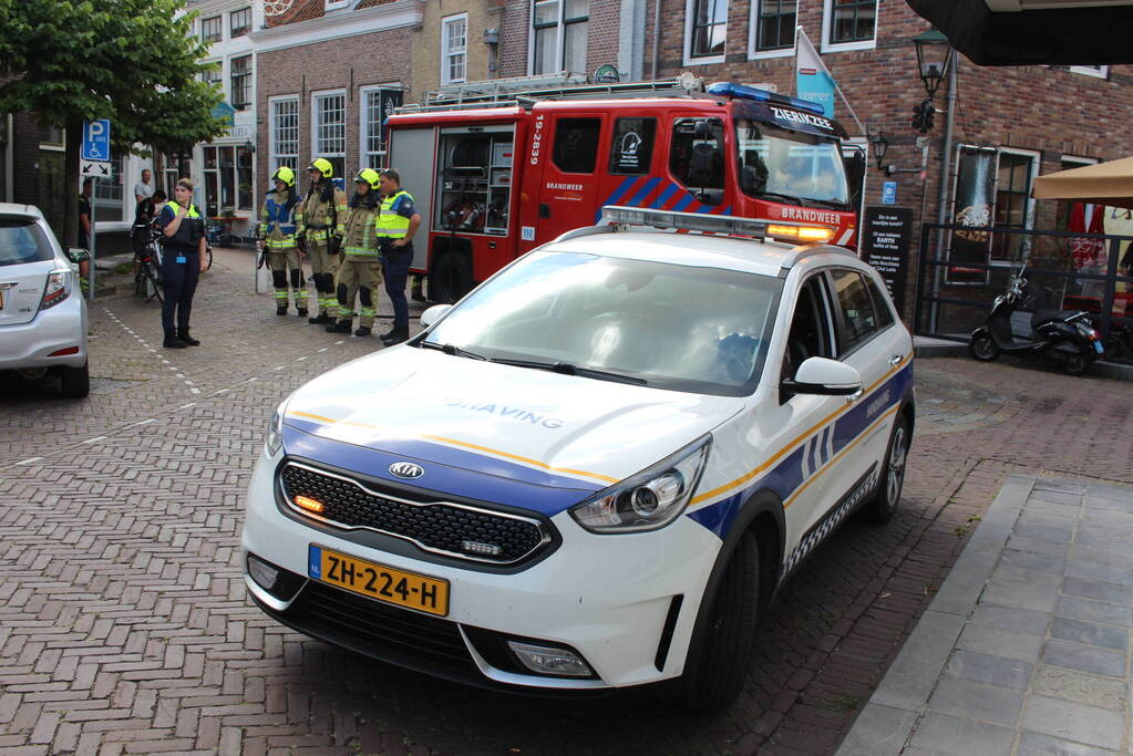 Eigenaar blust zelf brand in bestelbus