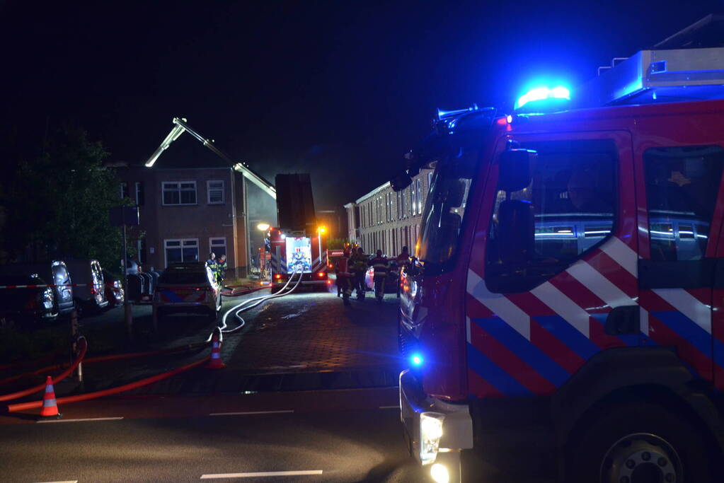 Uitslaande brand in woning