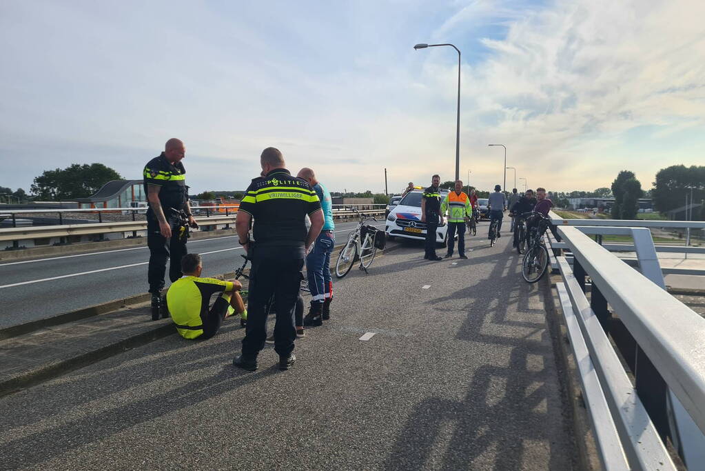 Wielrenner gewond bij botsing met fietser