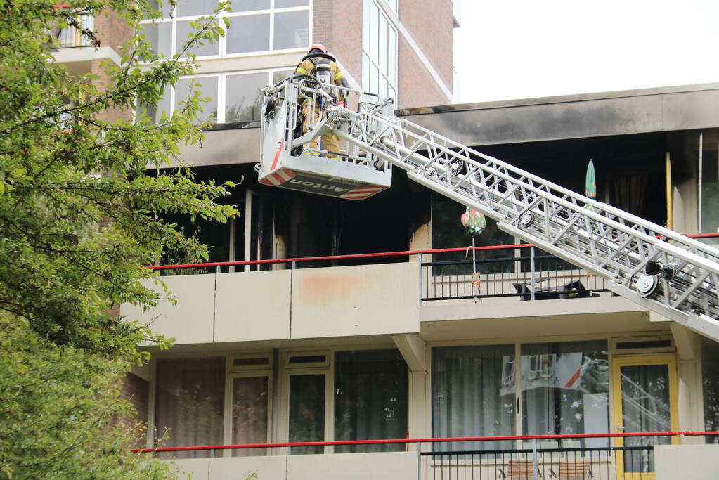 Twee gewonden bij uitslaande woningbrand