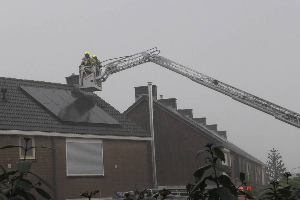 Brandgeur na mogelijke blikseminslag