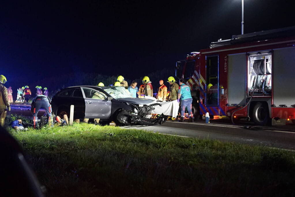 Zwaargewonde na ernstige aanrijding