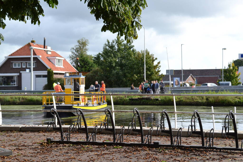 Vaarweg en verkeer gestremd door inspectie hefbrug