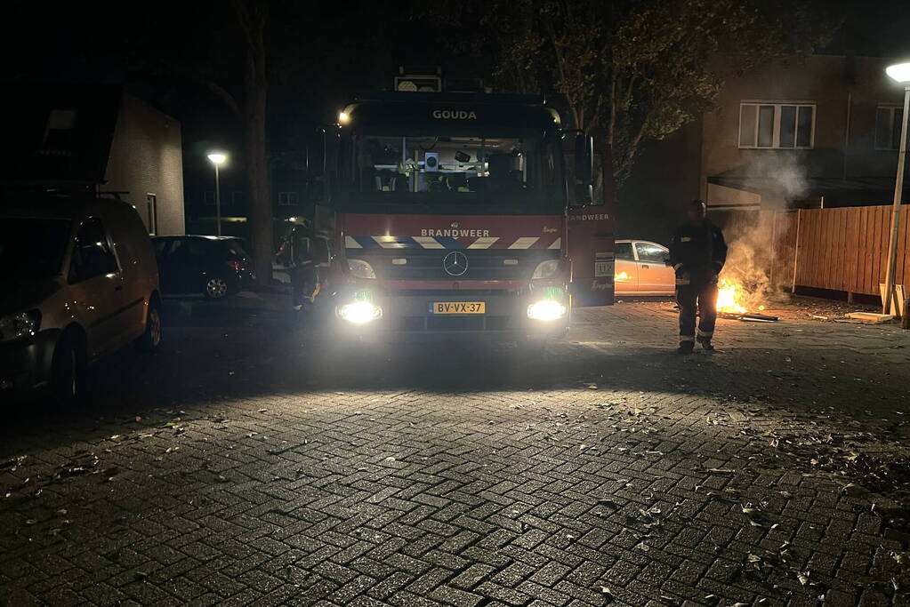 Afvalbrand snel onder controle