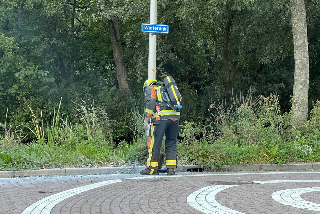 Brandweer ingezet voor brandende accu