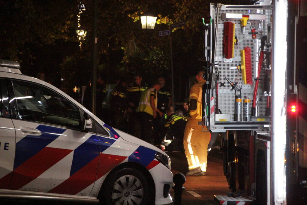 Verwarde aangehouden bij flatgebouw