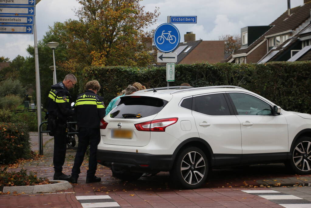 Twee gewonden bij botsing tussen scooter en fietser