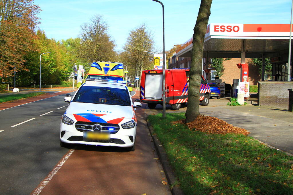 Man zwaargewond na val van fiets