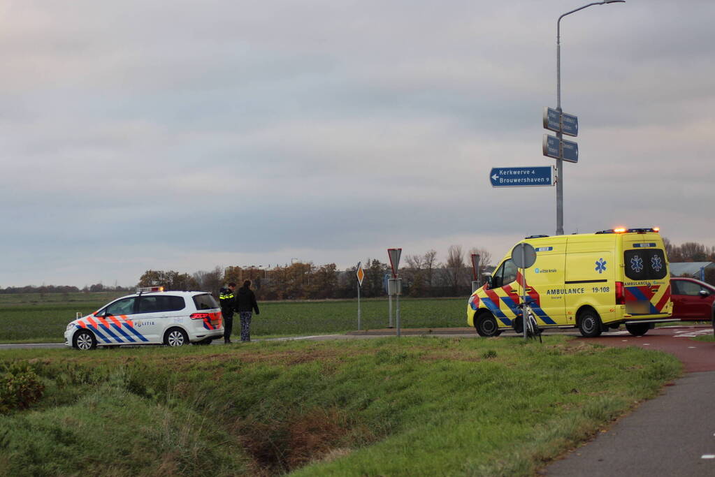 Automobilist en fietser in botsing