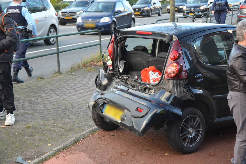 Veel schade bij kop-staart aanrijding