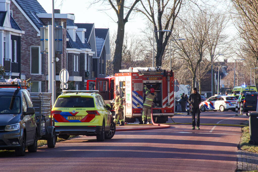 Gewonde na explosie en brand in camper