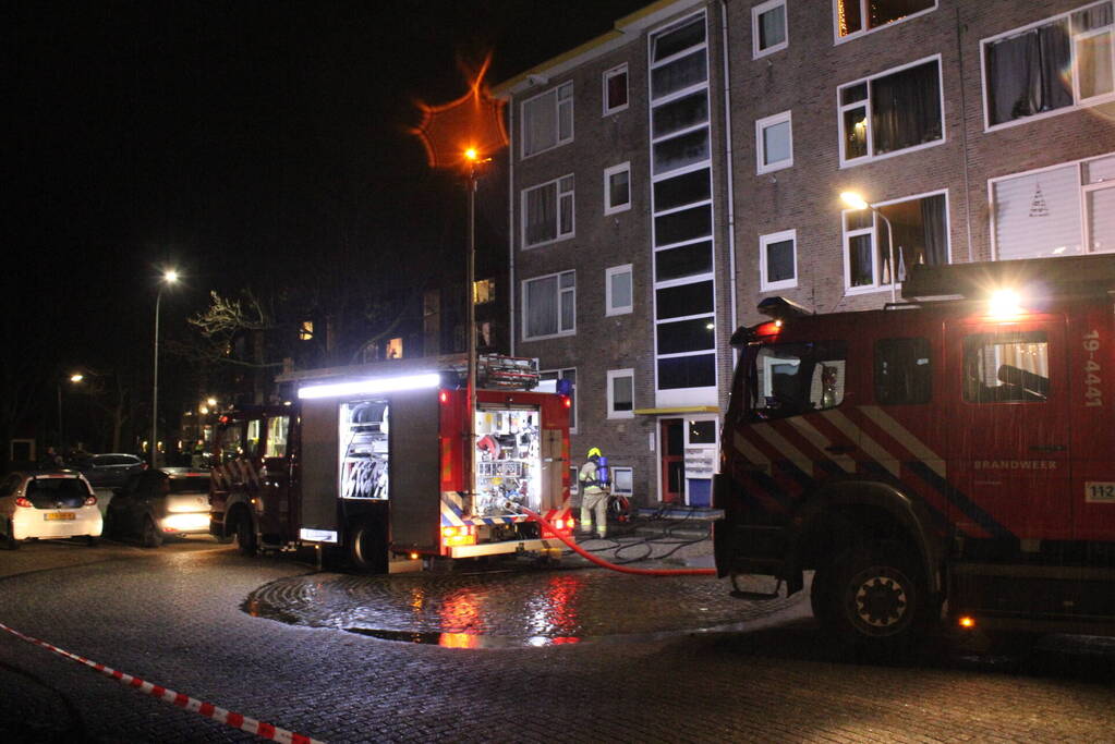 Personen gered na grote brand in kelder