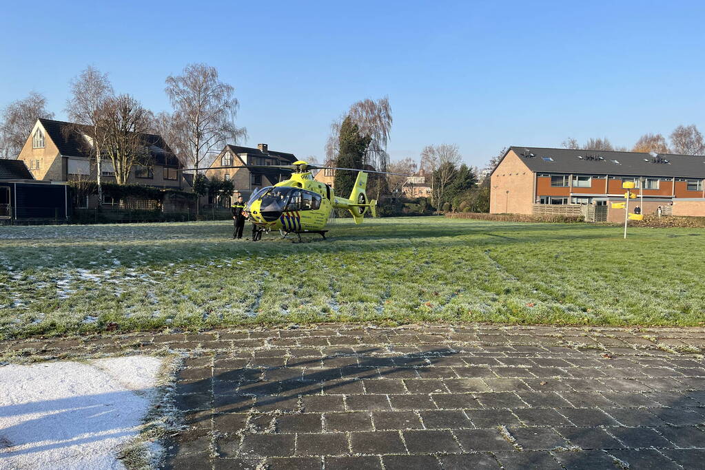 Traumahelikopter ingezet bij noodsituatie in woning