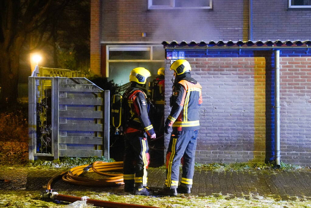 Felle brand in keuken van woning