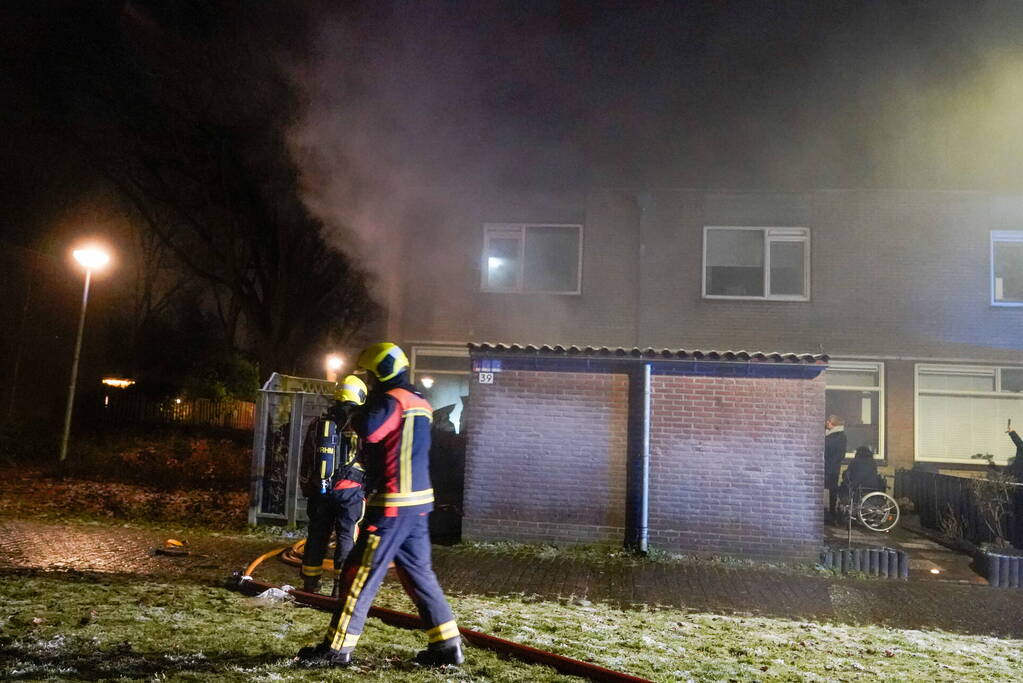 Felle brand in keuken van woning