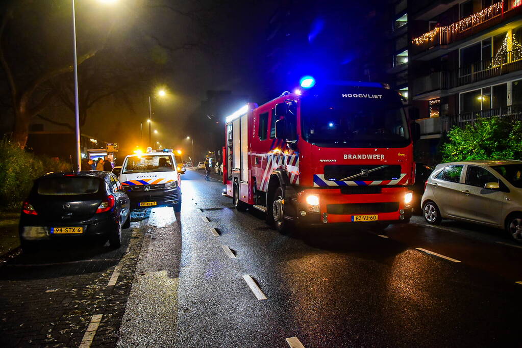 Vuurwerk veroorzaakt brand in hal