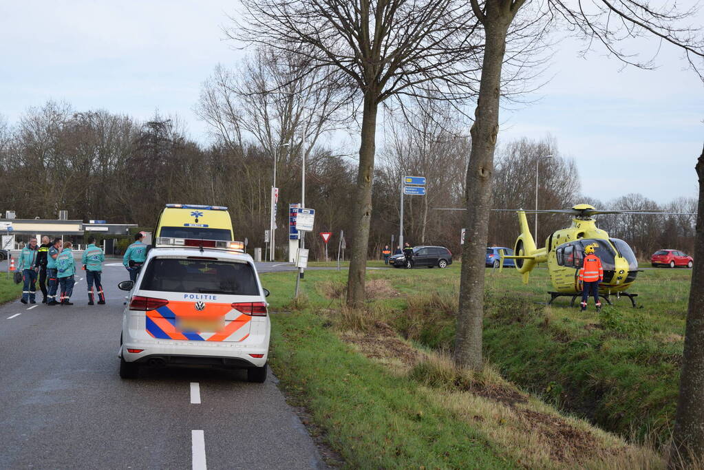 Zwaargewonde bij incident in woning