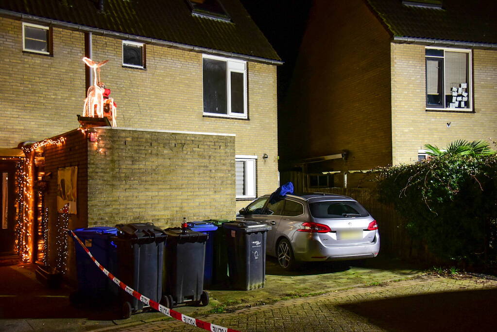 Groot onderzoek naar aantreffen overleden man in woning