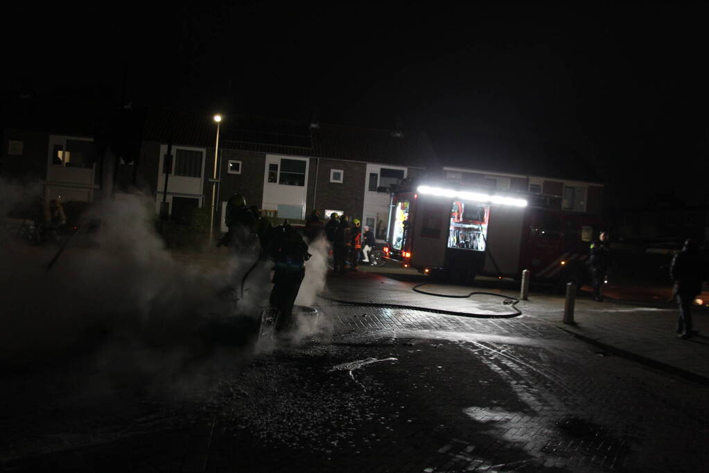 Brandweer voor 2de keer naar tulpstraat