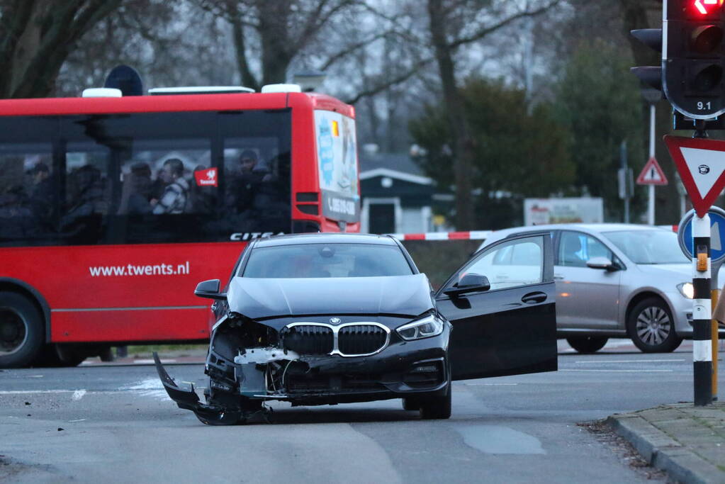 (Zwaar)gewonden na fikse aanrijding