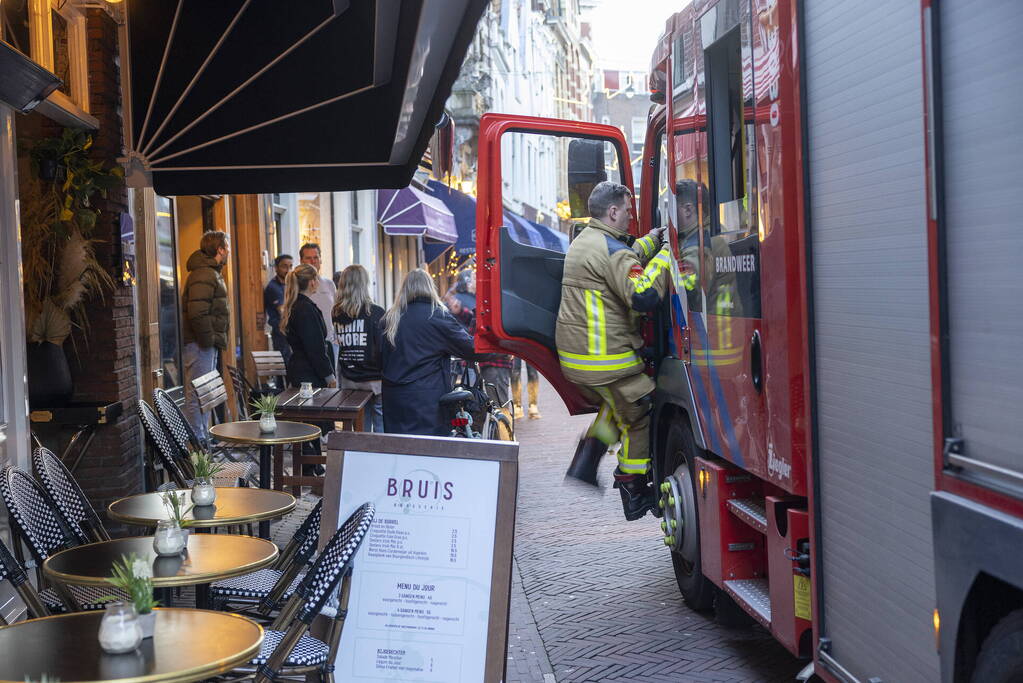 Brand in steenoven van restaurant