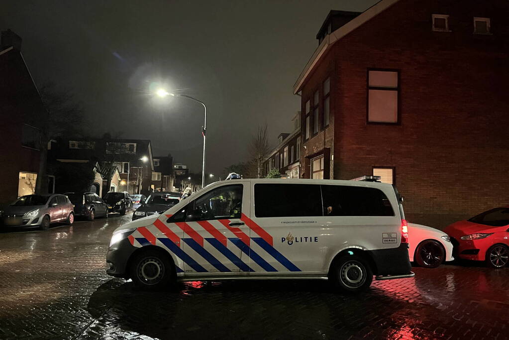 Twee gewonden bij woningoverval