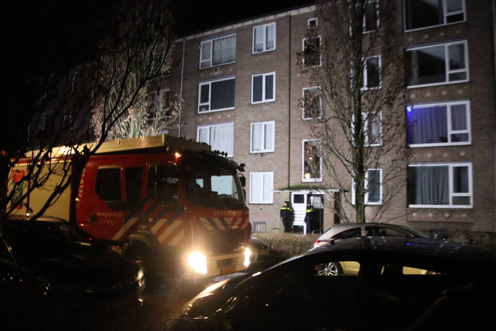 Flatgebouw zonder stroom door wateroverlast