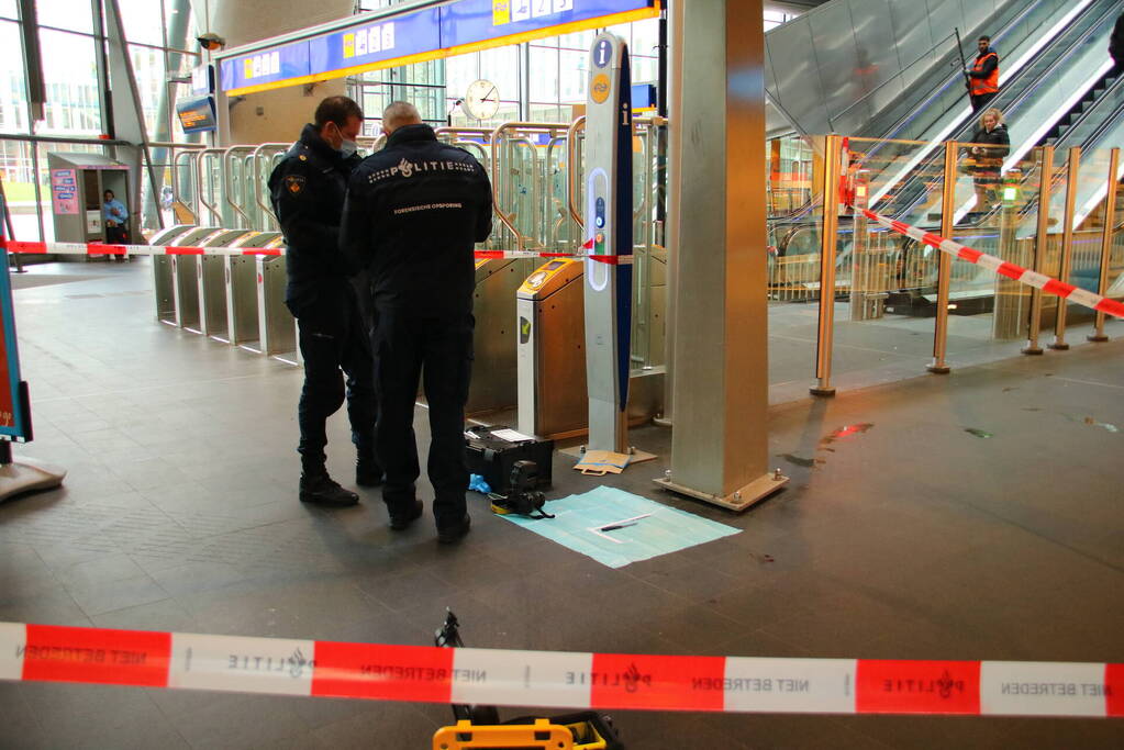 Steekpartij op NS-station Bijlmer ArenA