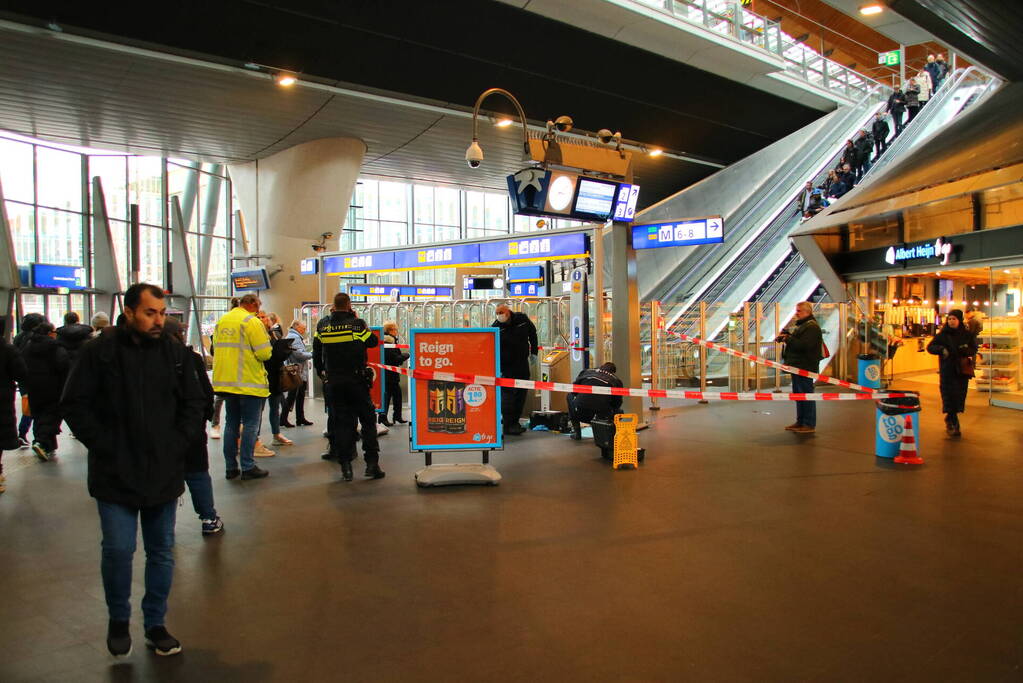 Steekpartij op NS-station Bijlmer ArenA