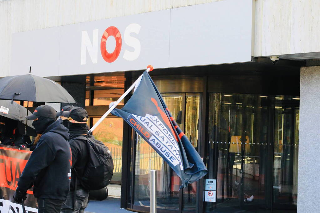 Demonstratie bij Mediapark in Hilversum