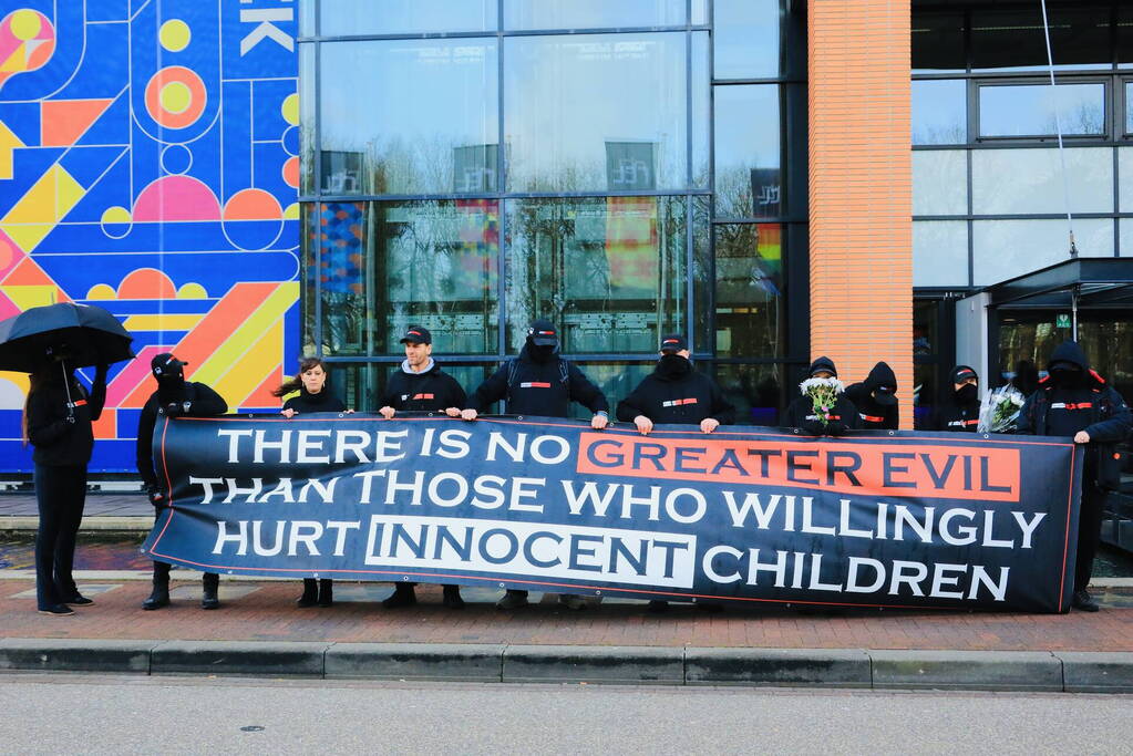 Demonstratie bij Mediapark in Hilversum