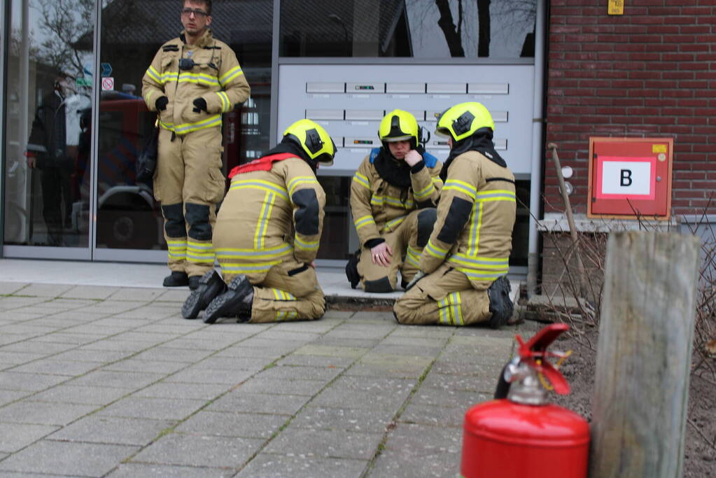 Brandweer doet onderzoek naar gaslucht