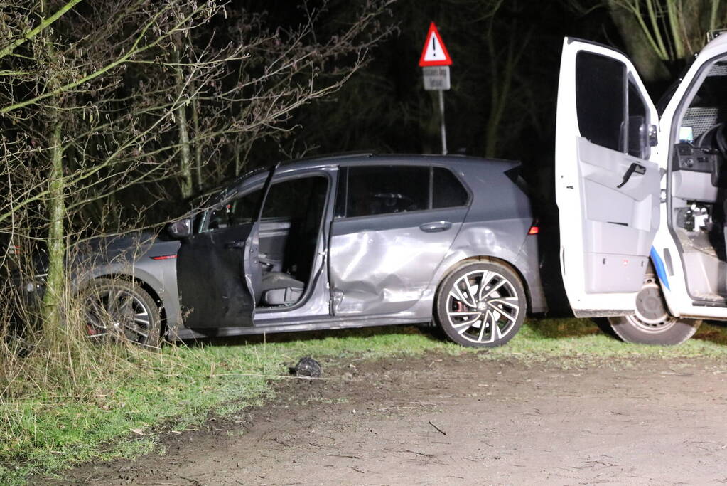 Twee gewonden en drie aanhoudingen na mogelijke ontvoering, politie lost schoten