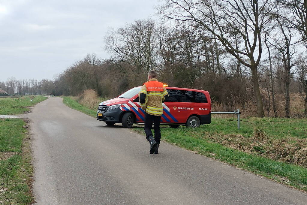 Schuur in volkstuin uitgebrand