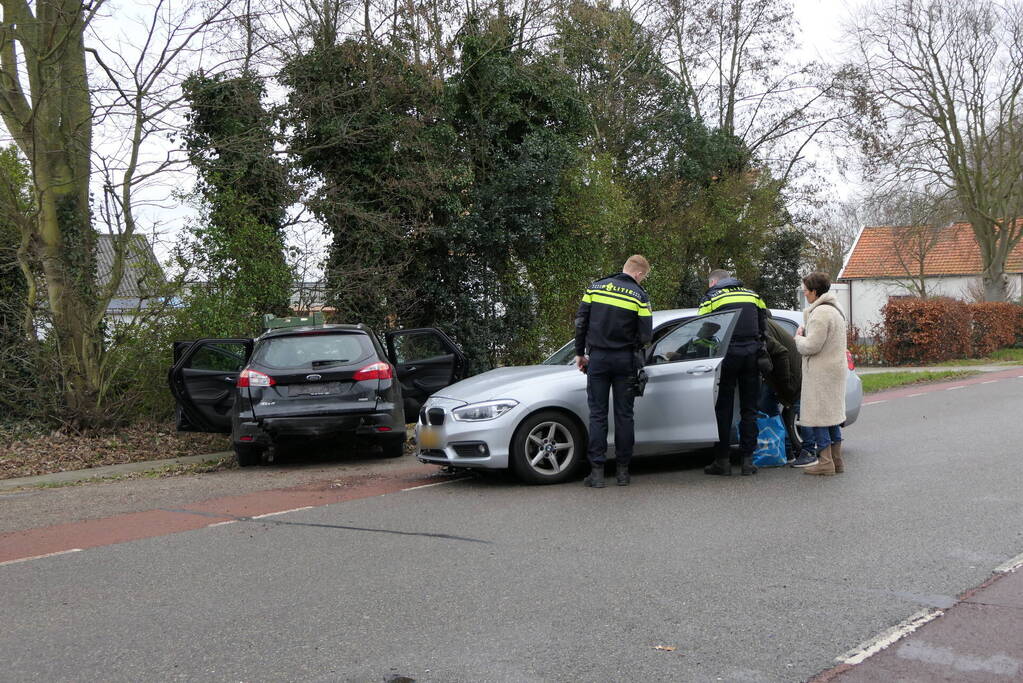 Afslaande automobilist te laat opgemerkt