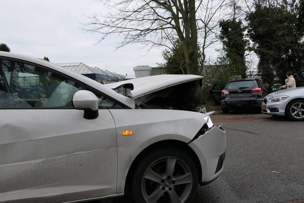 Afslaande automobilist te laat opgemerkt