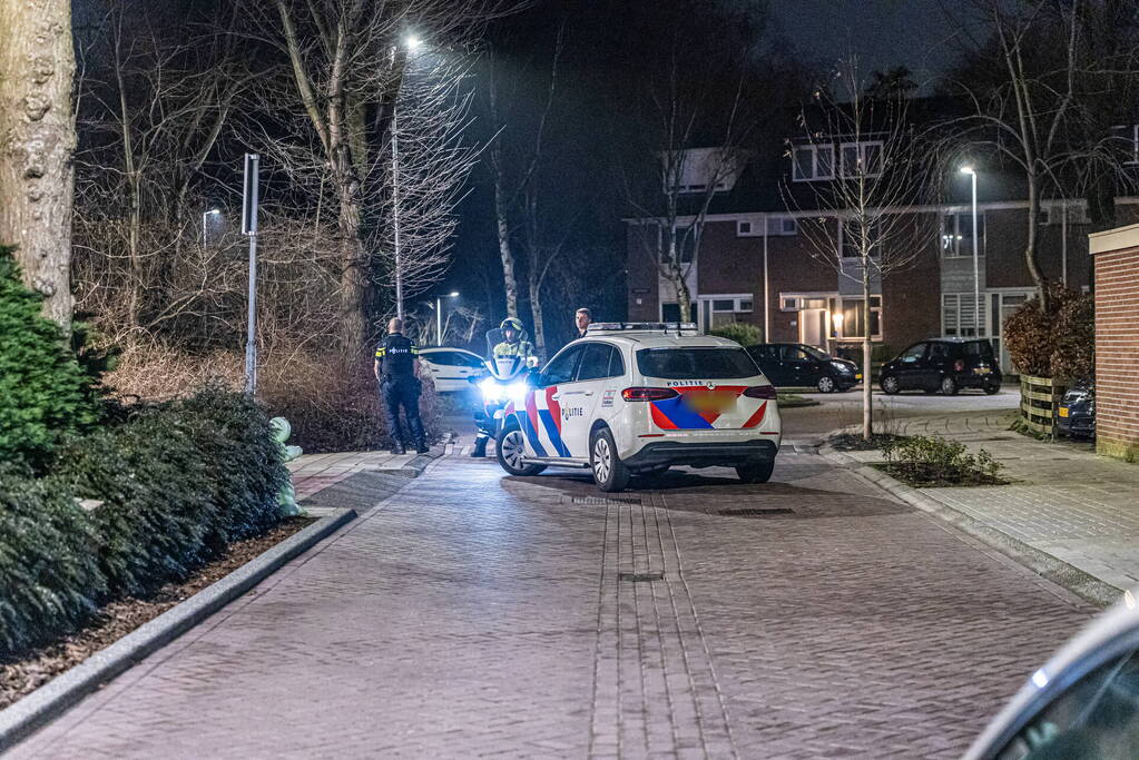 Gevaarlijke verdachte crasht met auto