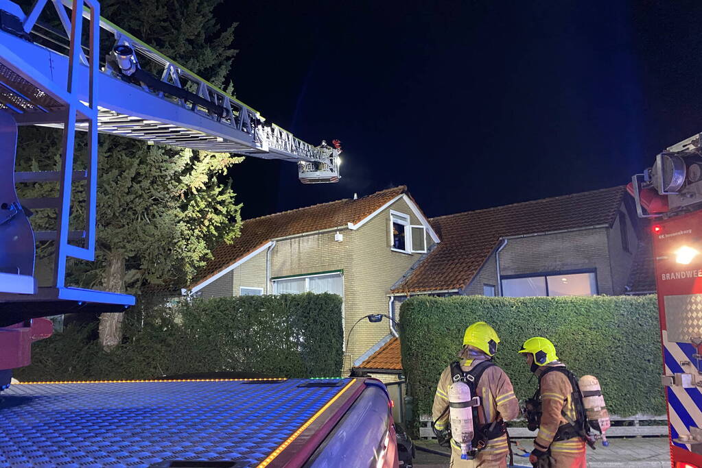 Uitslaande brand in woning