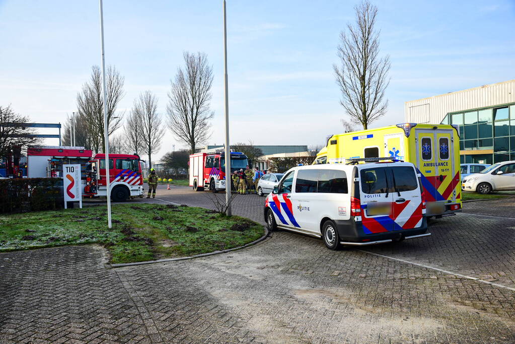 Persoon gewond bij bedienen van een machine