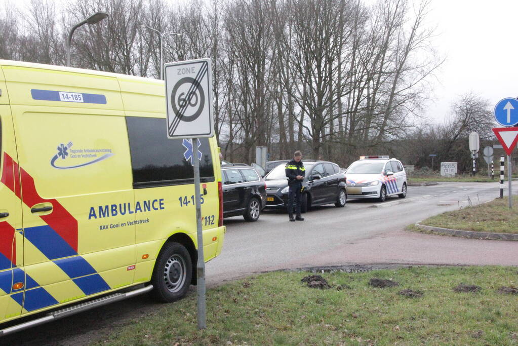 Drie voertuigen betrokken bij ongeval