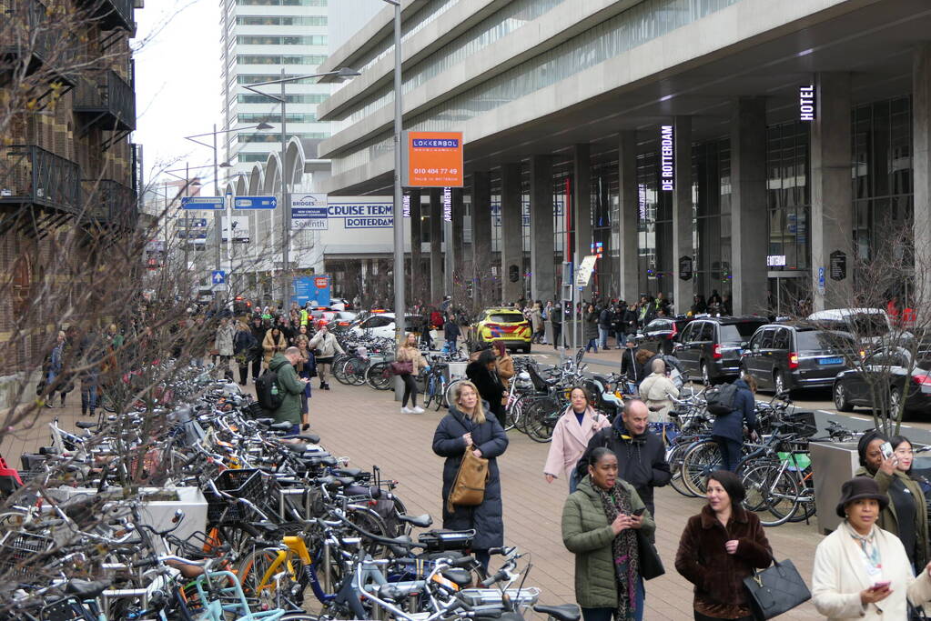 Bommelding bij De Rotterdam