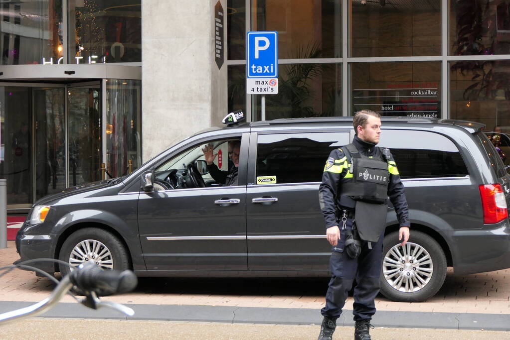 Bommelding bij De Rotterdam