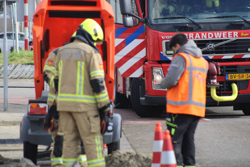 Gasleiding geraakt bij graafwerkzaamheden